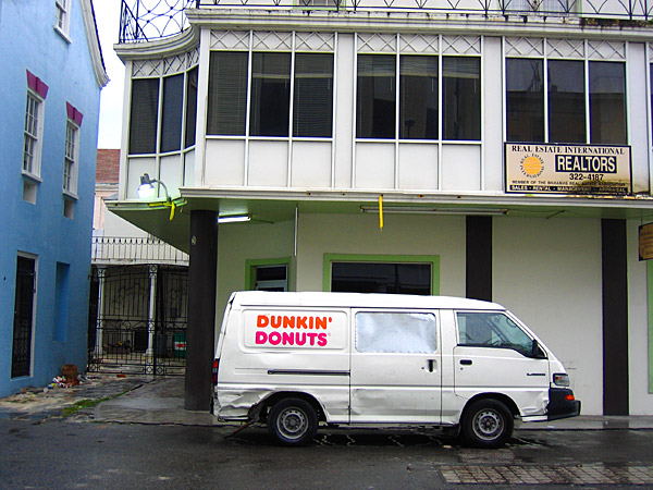 The Donut Mobile, Nassau, Bahamas, Christmas Day 2005